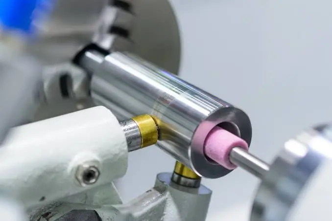 How Grinding Parameters Affect Glass Grinding Wheel Performance